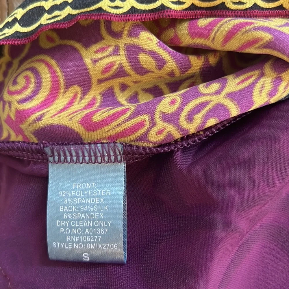 Unique Beaded Patterned Top - Picture 5 of 5